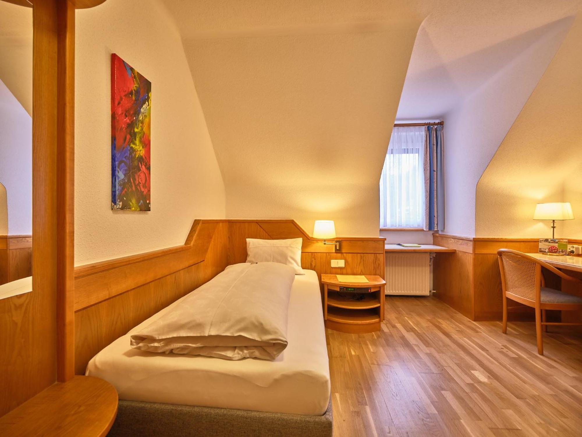 Pension Ehrenfried - Hotel Garni Kindberg Oda fotoğraf